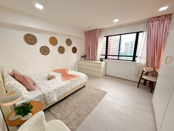 Lucky Plaza (D9), Apartment #572770071